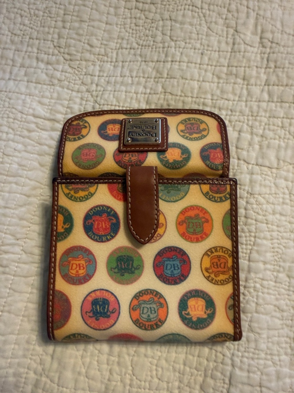 Dooney & Bourke Multicolor Medallion Compact Wallet - Picture 3 of 5